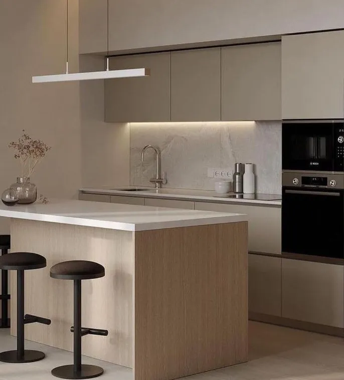 Luxury Oahu kitchen with custom hood, gas cooktop, and prep sink, Honolulu home
