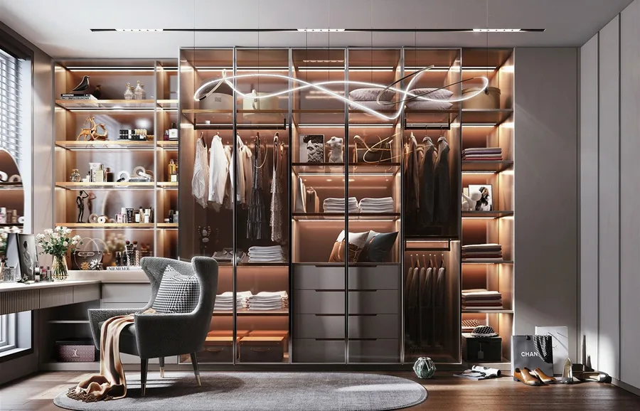 Built-in bedroom wardrobe with custom drawer dividers and jewelry trays, Oahu custom installation